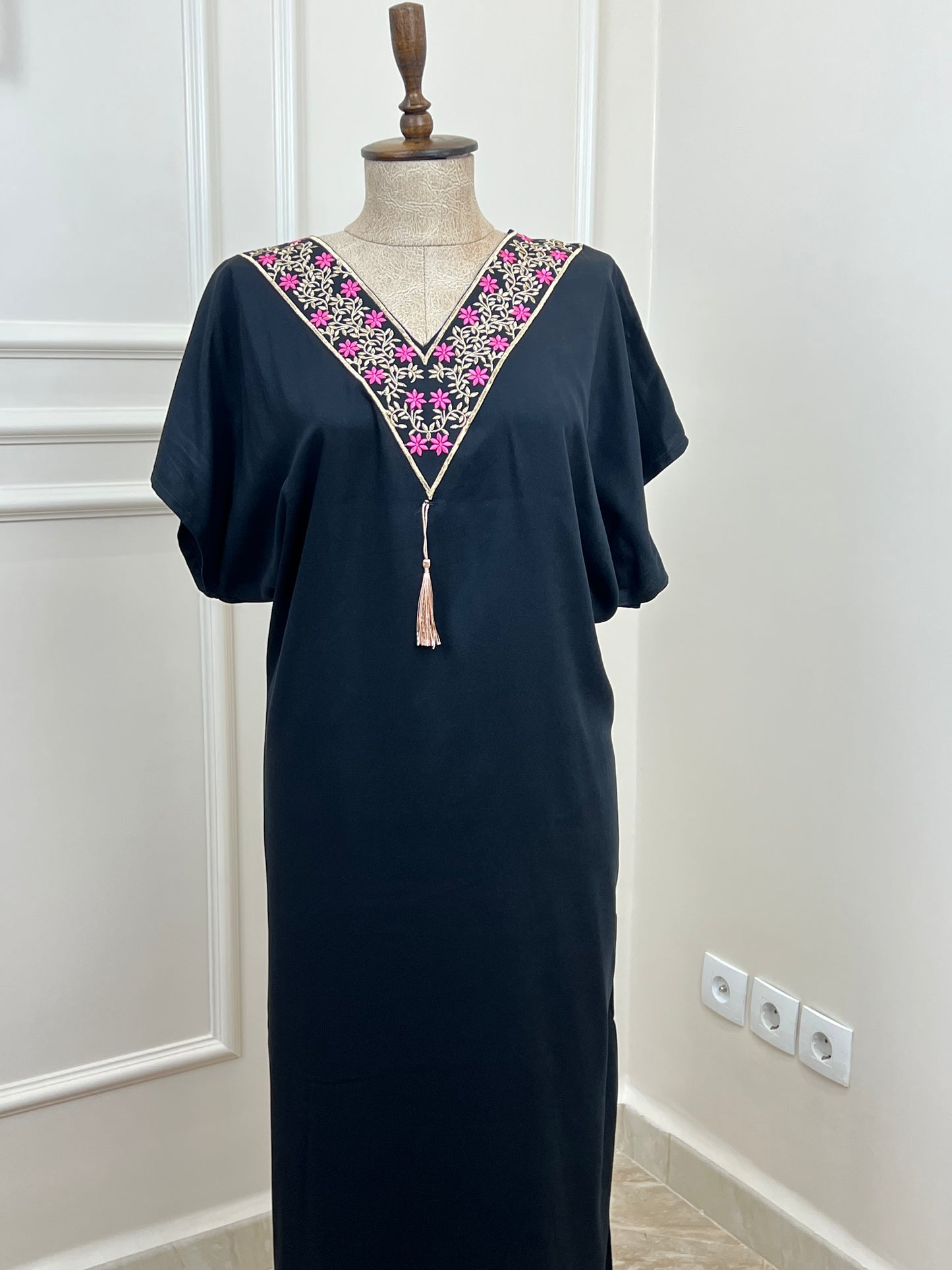 🔥👗ارض ارض سعر قندورة طويلة ولا في الخيال مع خدمة التوصيل المجانية اطلبي اكثر من واحدة للحصول على العروض الخيالية🎁